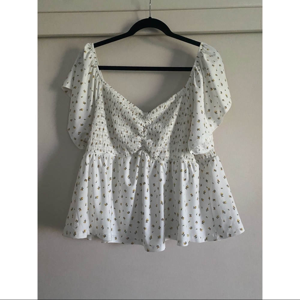 Forever 21 Floral peplum blouse